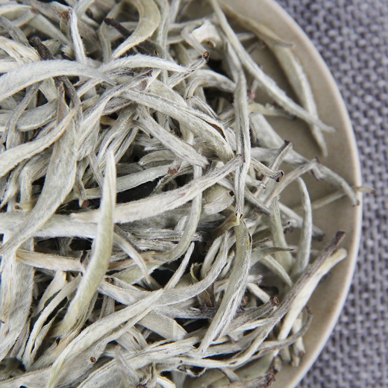 2026 Moonlight White Single Bud – Ancient Tree Pu'er Raw Tea, Loose Leaf - Image 3