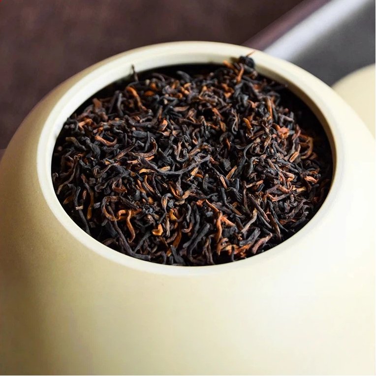 2005 Ban Zhang Gong Ya Pu'er Tea – Aged Ripe Tea with Interwoven Medicinal & Aged Aroma, 19-Year-Old Mellow Ripe Pu'er, 200g Tin - Image 4