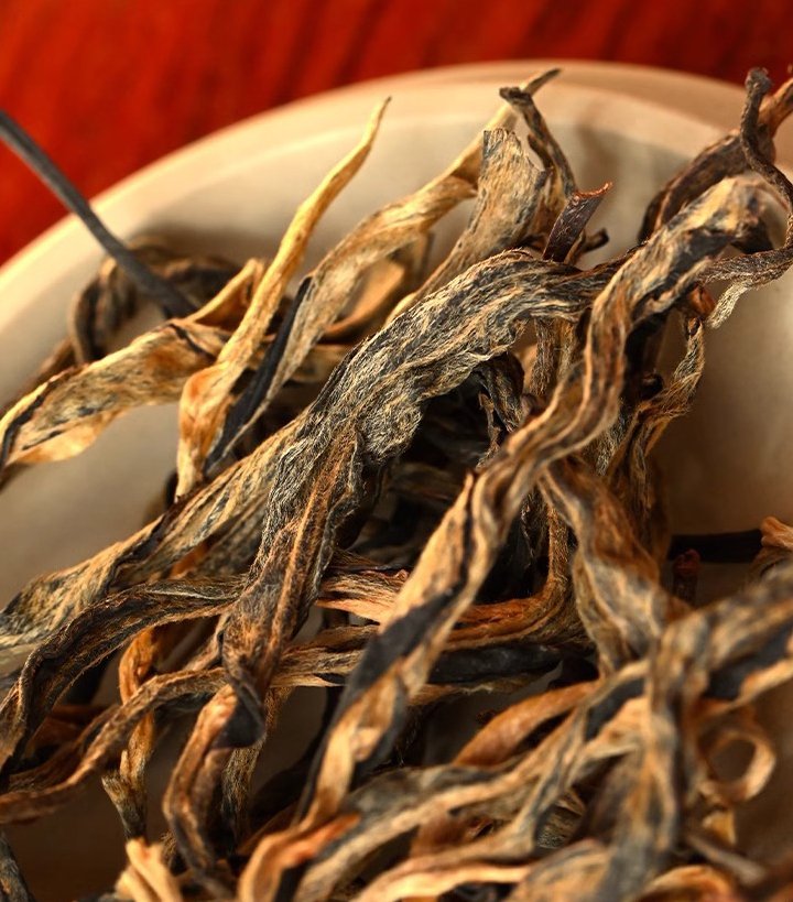 2024 Old Ban Zhang Premium Ancient Tree Black Tea – Rich & Aromatic Yunnan Dianhong | 100g Canister - Image 2