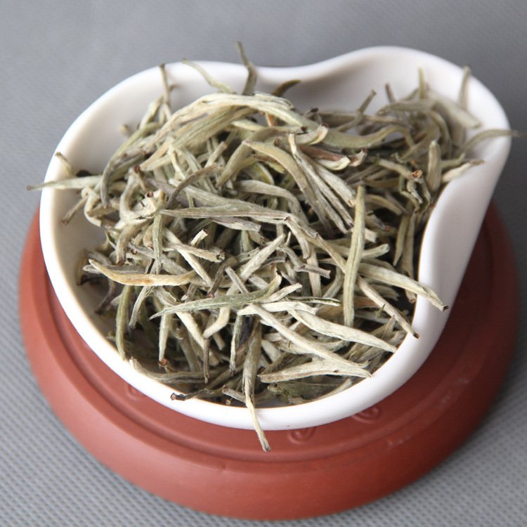 2026 Moonlight White Single Bud – Ancient Tree Pu'er Raw Tea, Loose Leaf