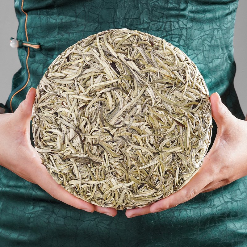 2022 Yunnan Pekoe Silver Needle White Tea Cake Moonlight White Tea - Image 2