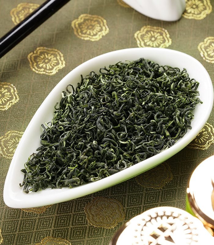 New tea high mountain cloud green tea bean-flavored strong-flavor tea gift box